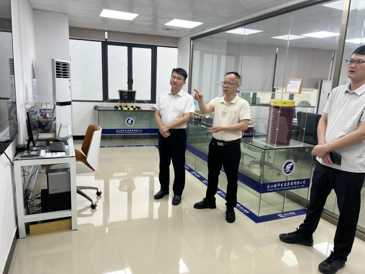 市濱海投資集團(tuán)公司黨委副書(shū)記、總經(jīng)理梁亮帶隊(duì)赴臺(tái)山海洋發(fā)展集團(tuán)考察調(diào)研